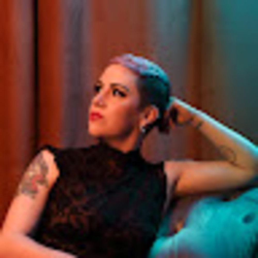 Meet your Posher, Rebecca